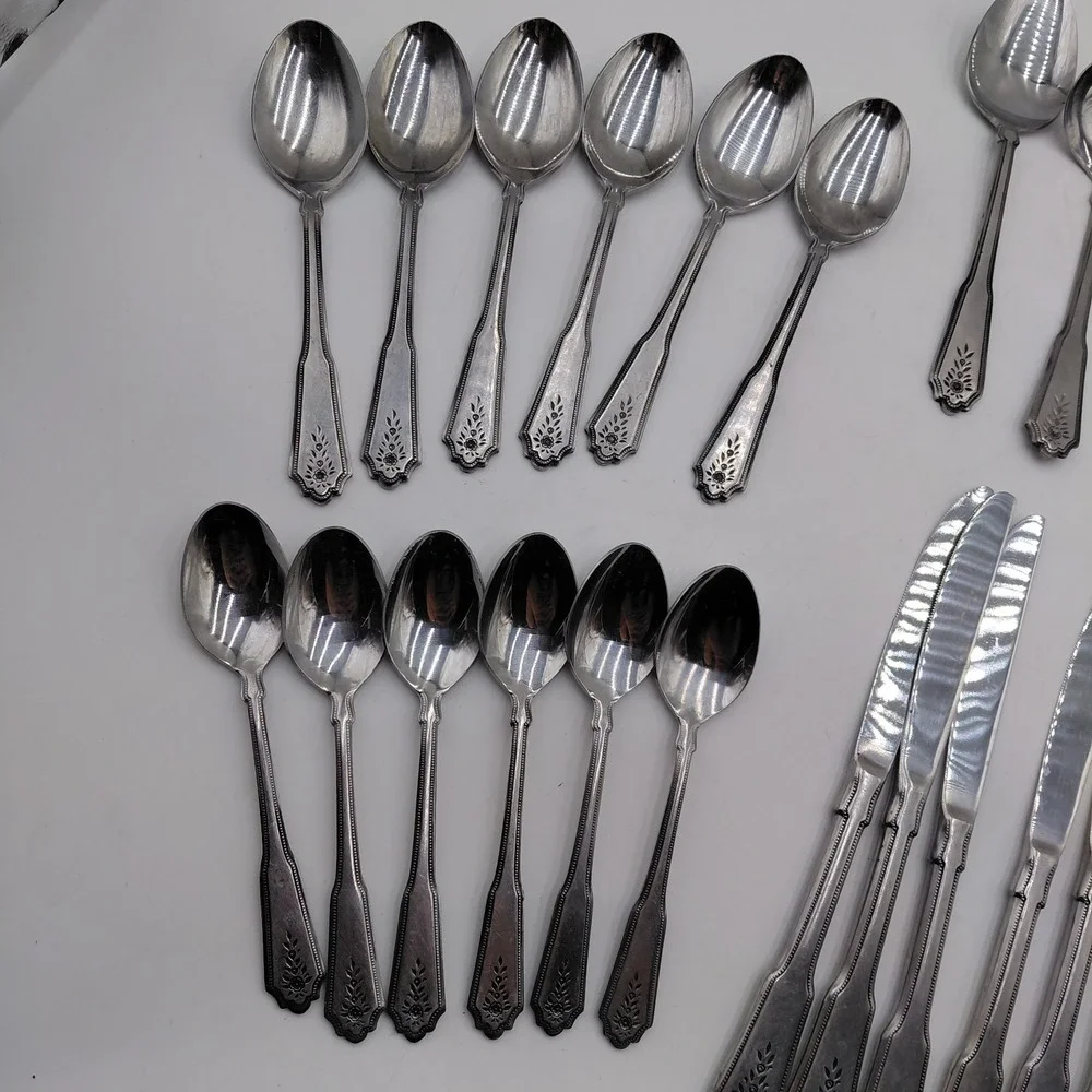 Vtg BRENTWOOD Rogers Co Matte Stainless Korea Flatware Service For 6 Floral